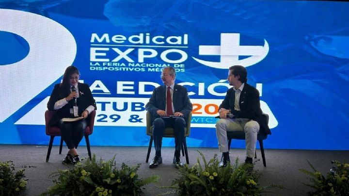 Economía pide a industria farmacéutica de dispositivos a ir unidos para renegociar el T-MEC