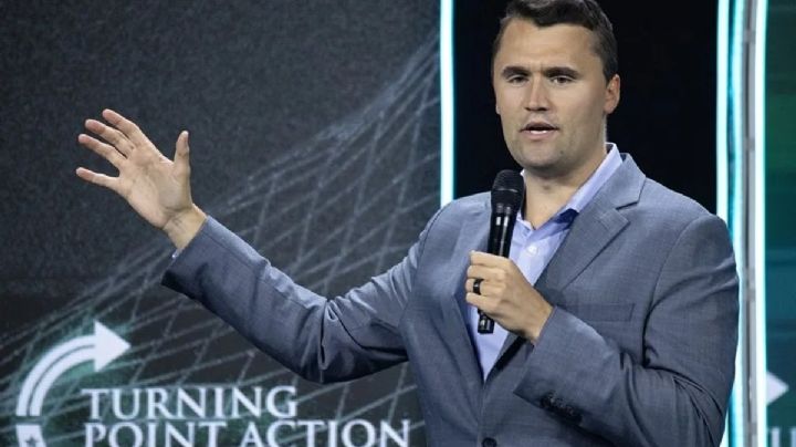 Controversia en EU: empleados públicos pierden su trabajo por criticar a Charlie Kirk