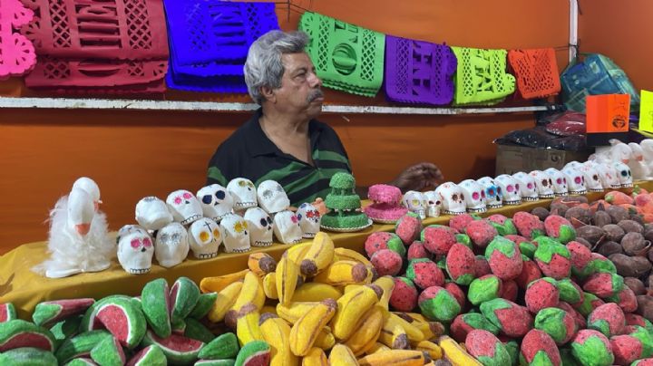 Don Pascual un experto en hacer alfeñiques desde hace 40 años