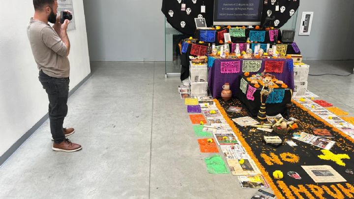 Tijuana honra con altar a periodistas asesinados: 10 calaveras por cada voz silenciada