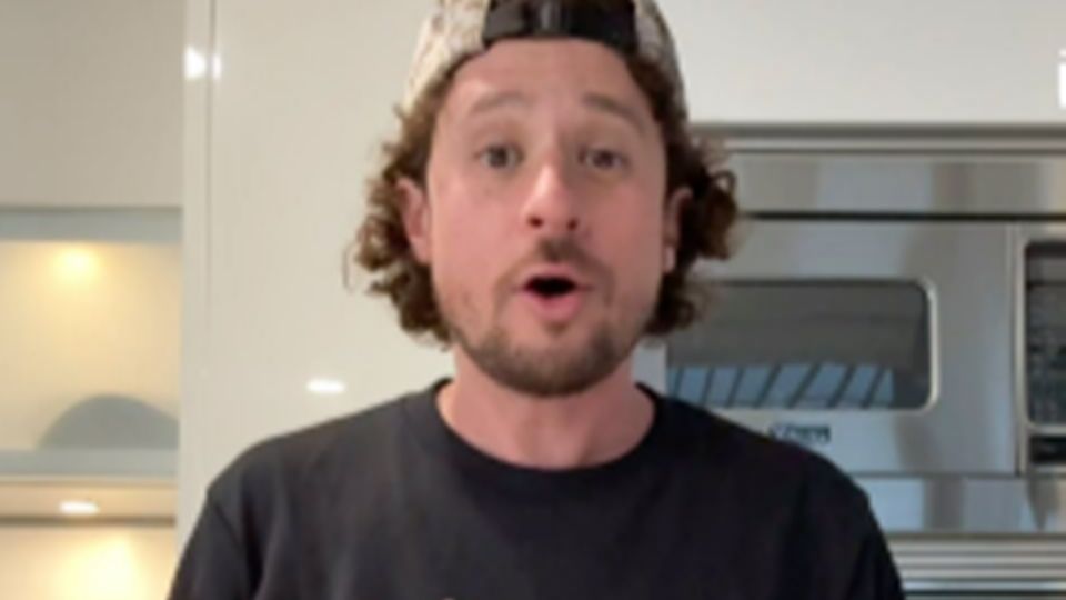 Que fue sometido a una cirugía