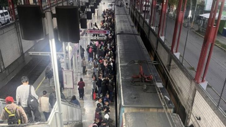 Línea A del Metro CDMX con avance lento y con aglomeraciones; reportan retrasos de más de 20 minutos