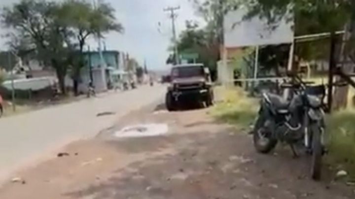 Atacan a balazos a ciudadano en transmisión en vivo cuando reportaba baches, en Salvatierra