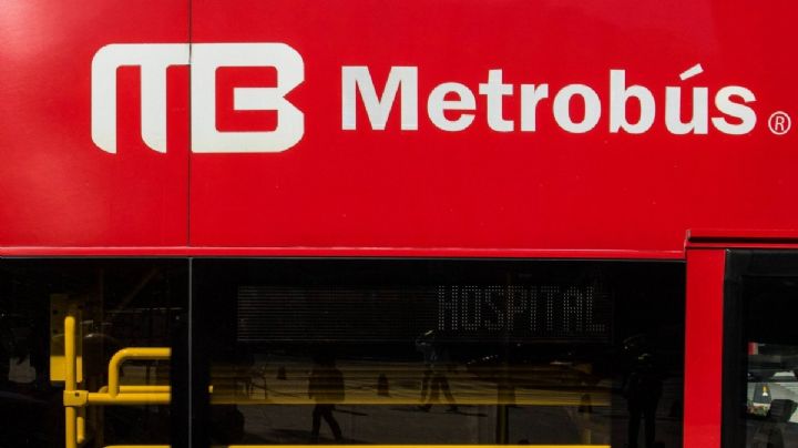 Metrobús Línea 7 frena de emergencia y cuatro pasajeras resultan lesionadas