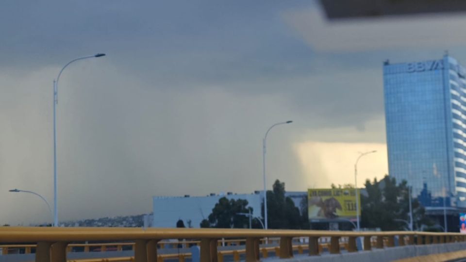 Se registraron ayer por la tarde chubascos dispersos en León.