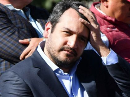 Morena oculta costos de credenciales para millones de afiliados