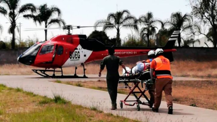 Trasladan en helicópteros a pacientes para evitar bloqueos