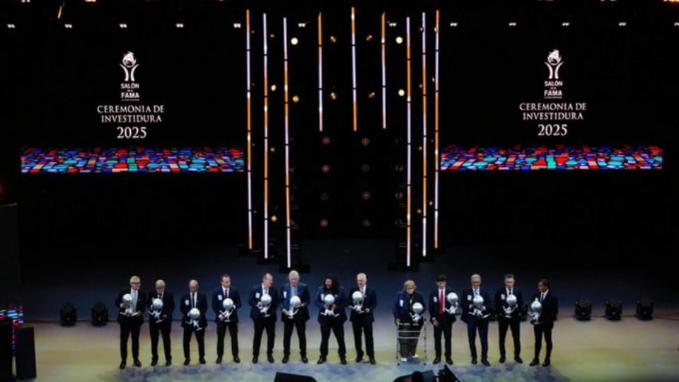 Se llevó a cabo la ceremonia de Investidura número 13 en el Salón de la Fama de Pachuca