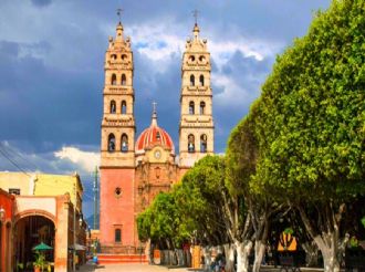 En este Pueblo Mágico de Guanajuato puedes maquilar tu propio vino en un viñedo familiar