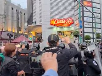 Policías repliegan bloqueo de exjueces y magistrados en Insurgentes Sur