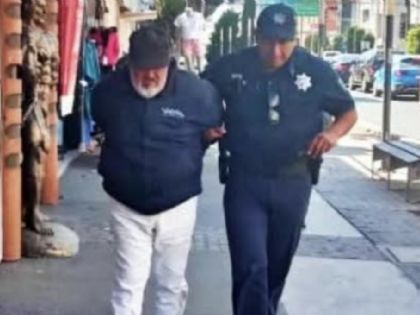 Detienen a adulto mayor por acoso en comercio de Pachuca