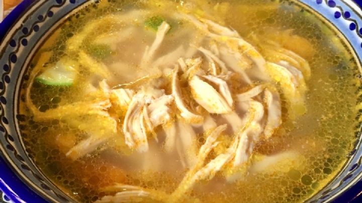 Día Mundial del Caldo de Pollo: ¿Por qué la gente considera al caldo de pollo el remedio universal?
