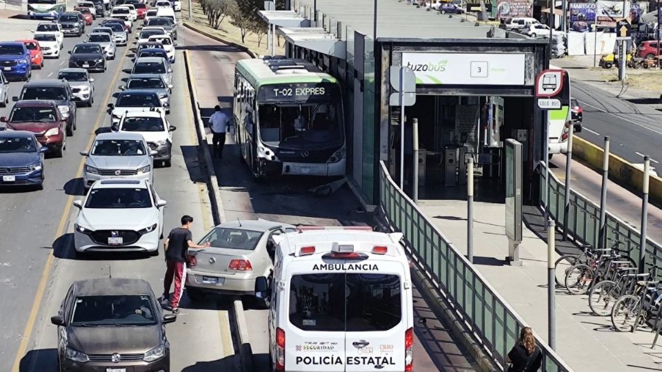 Por los hechos la estación Matilde quedó temporalmente fuera de servicio; también se registró tráfico pesado en la vialidad