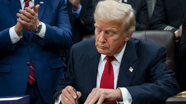 ¿Qué contiene la ley firmada por Trump que finaliza el cierre de Gobierno?