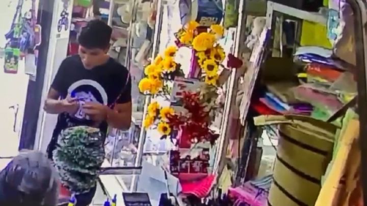 El ratero de tiendas y papelerías de León se acaba de robar un rollo de escarcha  /VIDEO