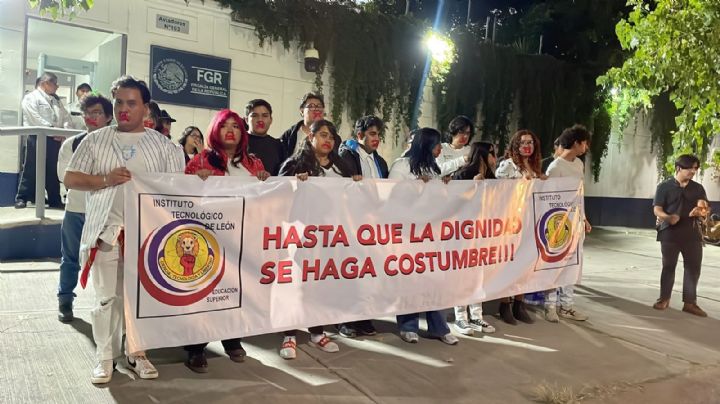 Comparecen estudiantes del TEC de León ante la FGR