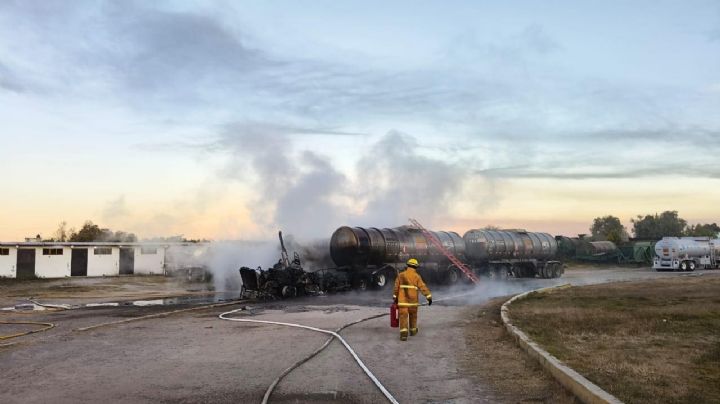 Explota pipa con doble tanque en empresa de Hidalgo; esto sabemos hasta el momento | VIDEO