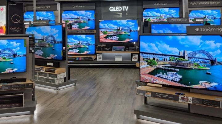 Profeco recibe denuncia falsa en Walmart; video exhibe a consumidores modificando precios