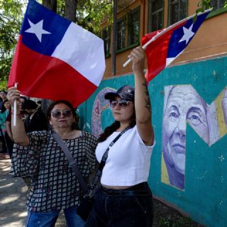 Elecciones en Chile ¿quiénes son Kast y Jara y qué está en juego este domingo?