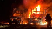 Foto ilustrativa de la nota titulada: Explotan camionetas de huachicoleros en Tula mientras “ordeñaban” ductos; este fue el saldo