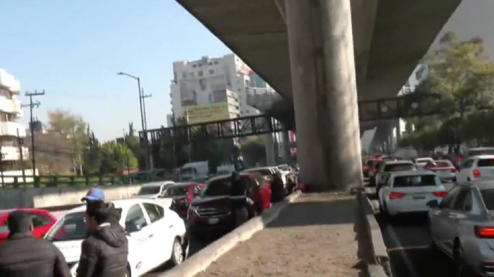 Choque múltiple colapsa Periférico Sur y Luis Cabrera