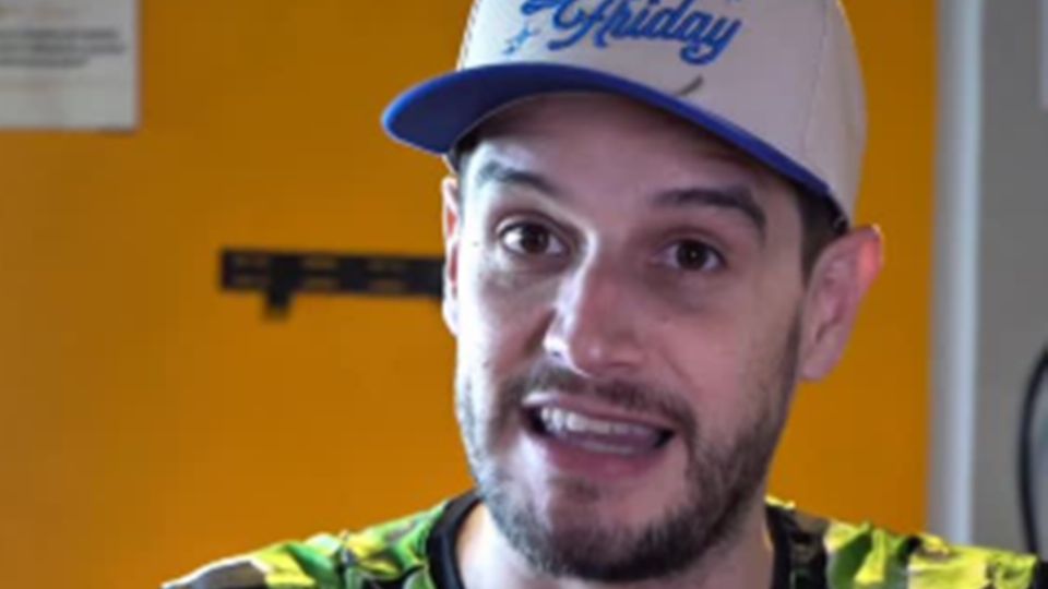 Y los buenos deseos para su pronta recuperación