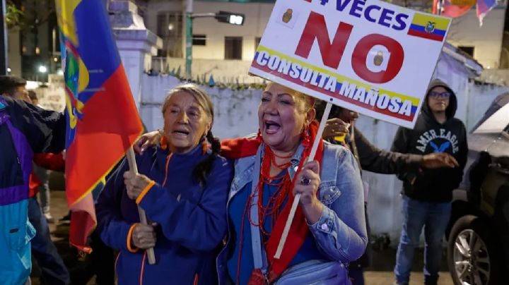 Daniel Noboa sufre su primera derrota política: pierde el referéndum y remueve a seis ministros