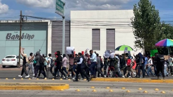 UPN Chilpancingo protesta tras corte de luz por adeudo de 40 mil pesos
