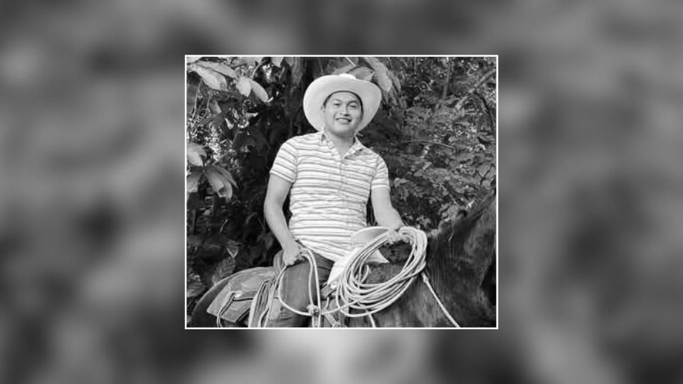 Despiden a Josue Lara Tenorio, pasante de medicina en la UV fallecido tras caer a río en Chicontepec