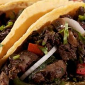 Foto descriptiva de: ¿Cómo cocinar unos tacos de moronga caseros con una receta rápida?