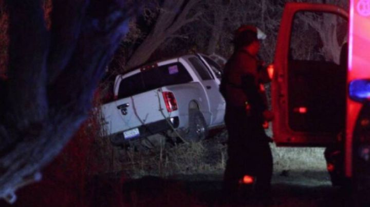 Muere conductor al chocar contra árbol en Duarte