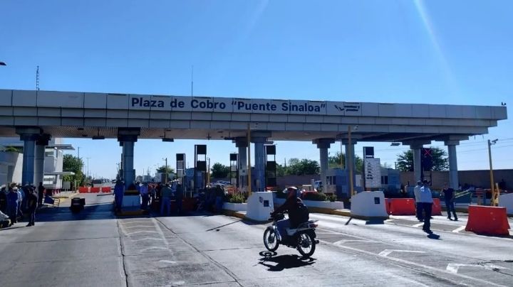 Bloqueos en casetas en Guasave, Sinaloa; agricultores exigen apoyos al campo