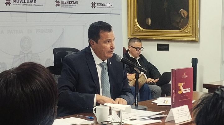 Diputados acusan a contralor de estigmatizar magisterio; 500 mdp cuestan dobles plazas, responde