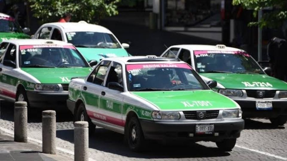 “Voy a pedir que revisen”: Nahle responde a denuncias por tarifas altas en taxis en Xalapa