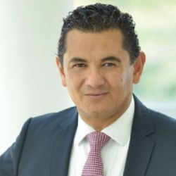 León rechaza a los traicioneros