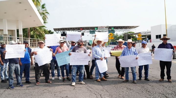 Bloqueos carreteros dejan pérdidas por hasta 6 mil millones de pesos: Concanaco