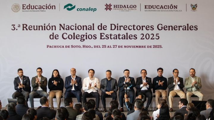 Hidalgo dará impulso a estudiantes del Conalep: tabletas e inglés para ellos