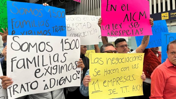 Bloqueo de taxistas asfixian el AICM; aeropuerto pide tomar precauciones