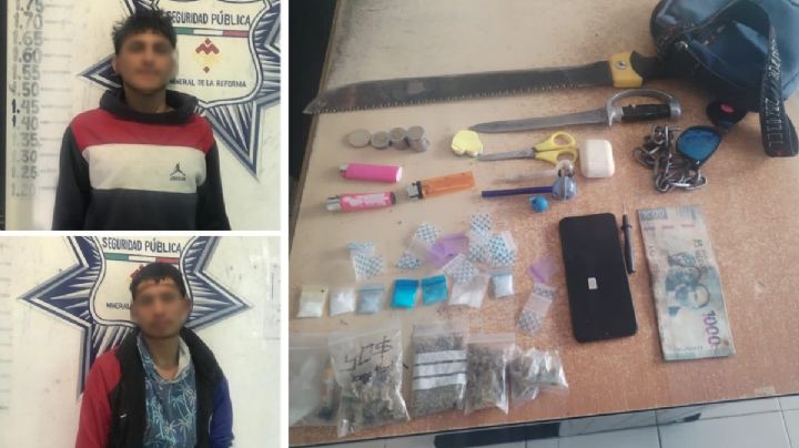 Con drogas y un machete detienen a 2 jóvenes en Mineral de la Reforma