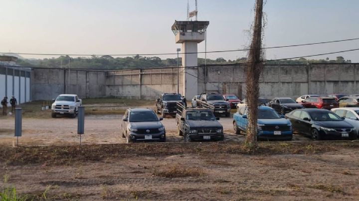 Explosión en penal de Puerto Vallarta deja muertos y personas heridas