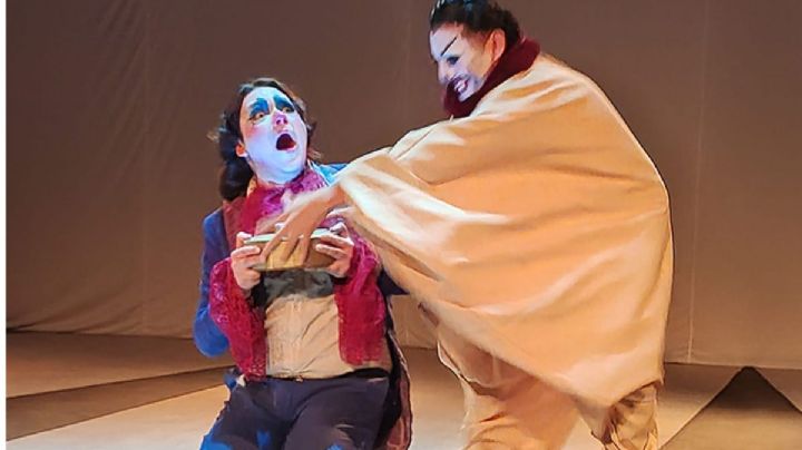 Egresada UV creó metodología de pedagogía teatral para población sorda