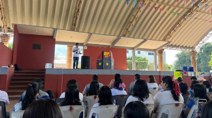 UV llevó Feria de la Salud a Tatahuicapan de Juárez