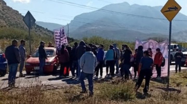 Bloqueo carretero: Personal del hospital Zimapán cierra la México-Laredo; esto piden