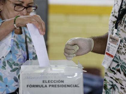 Honduras inicia escrutinio especial para definir al próximo presidente
