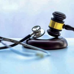 Negligencia médica y los derechos de los médicos