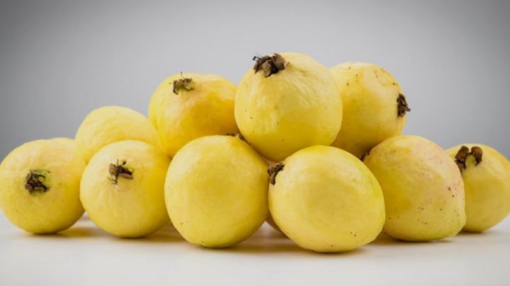 Guayaba, la fruta estrella del otoño: sabor, tradición y grandes beneficios para tu salud
