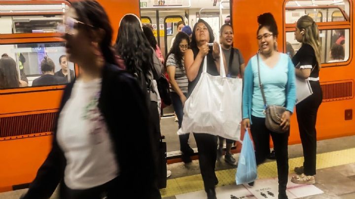 Usuarios reportan humo en estación Balderas