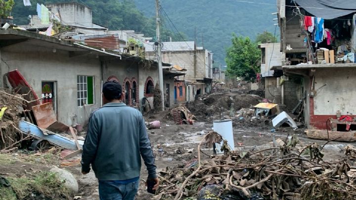 La familia Estrada: entre reconstruir su hogar o dejar Huehuetla tras el huracán Priscilla
