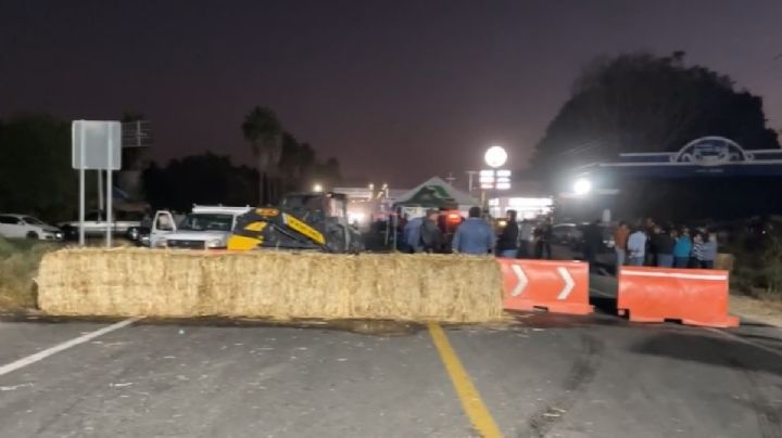 La noche de este martes había cierre total en 9 tramos de carreteras de Guanajuato