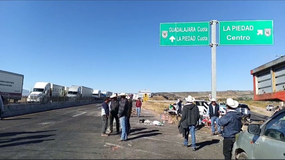 El cierre a la altura se la Laguna Larga de Cortés.